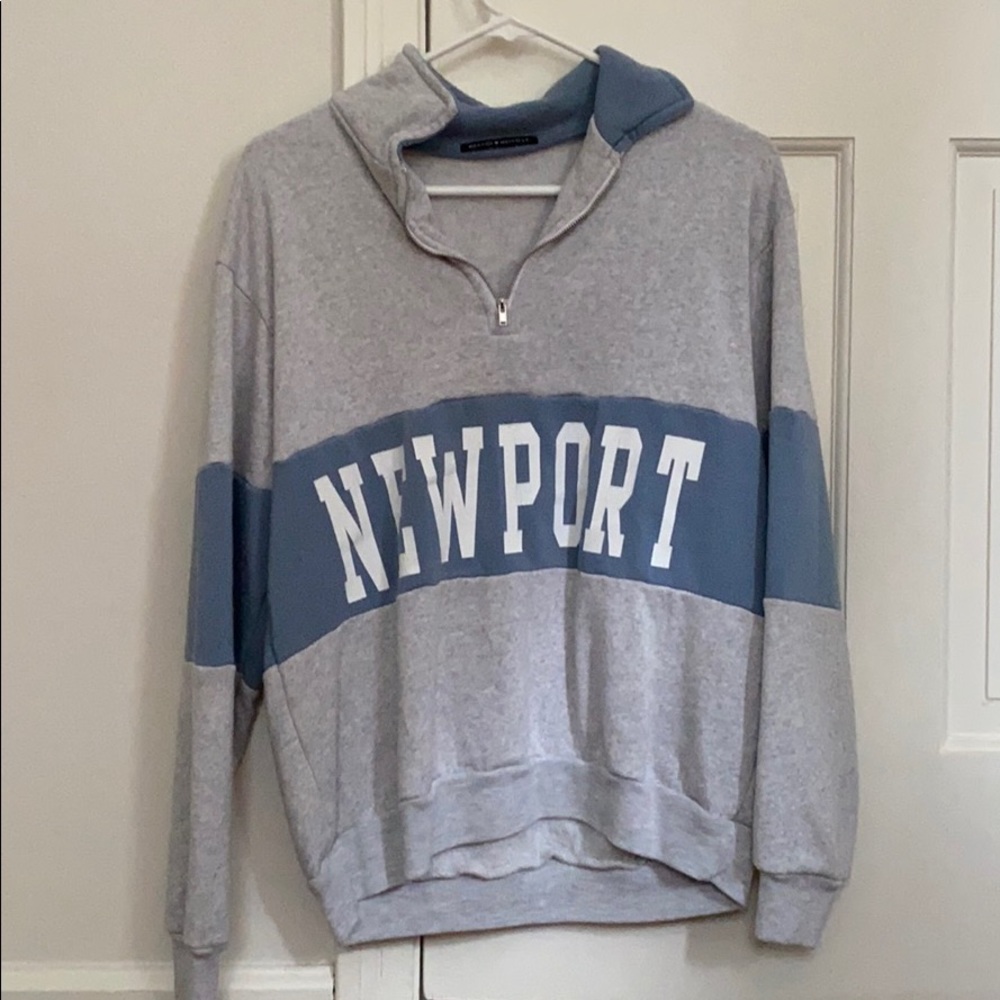 Brandy Melville Newport Quarterzip